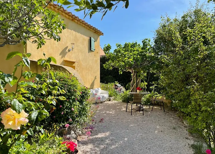 Sainte Victoire Le Cabanon