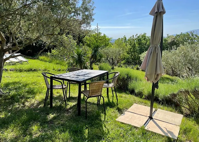 Sainte Victoire Le Cabanon